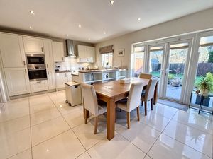 Photo 14- click for photo gallery